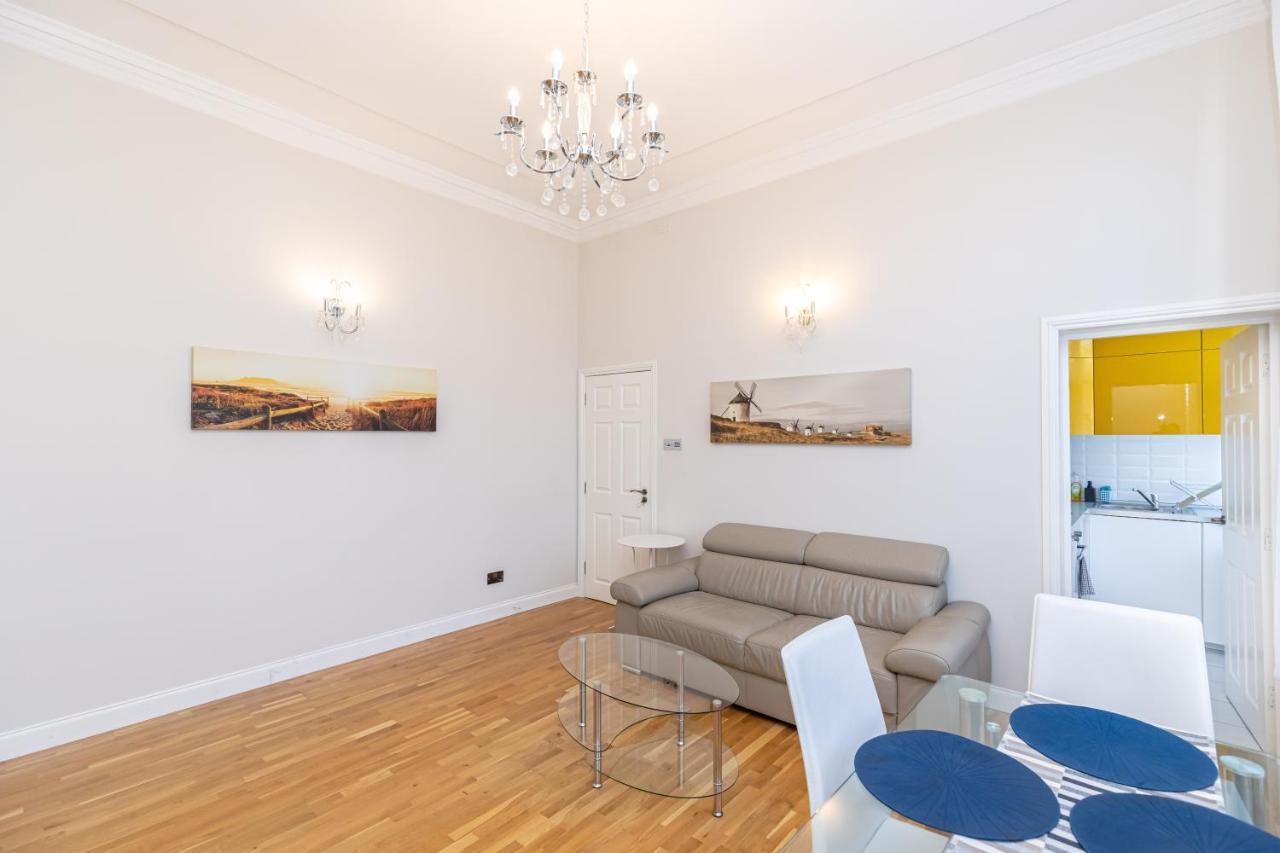 Holiday Beach Flat In Bournemouth, England, Uk Apartment Exterior foto